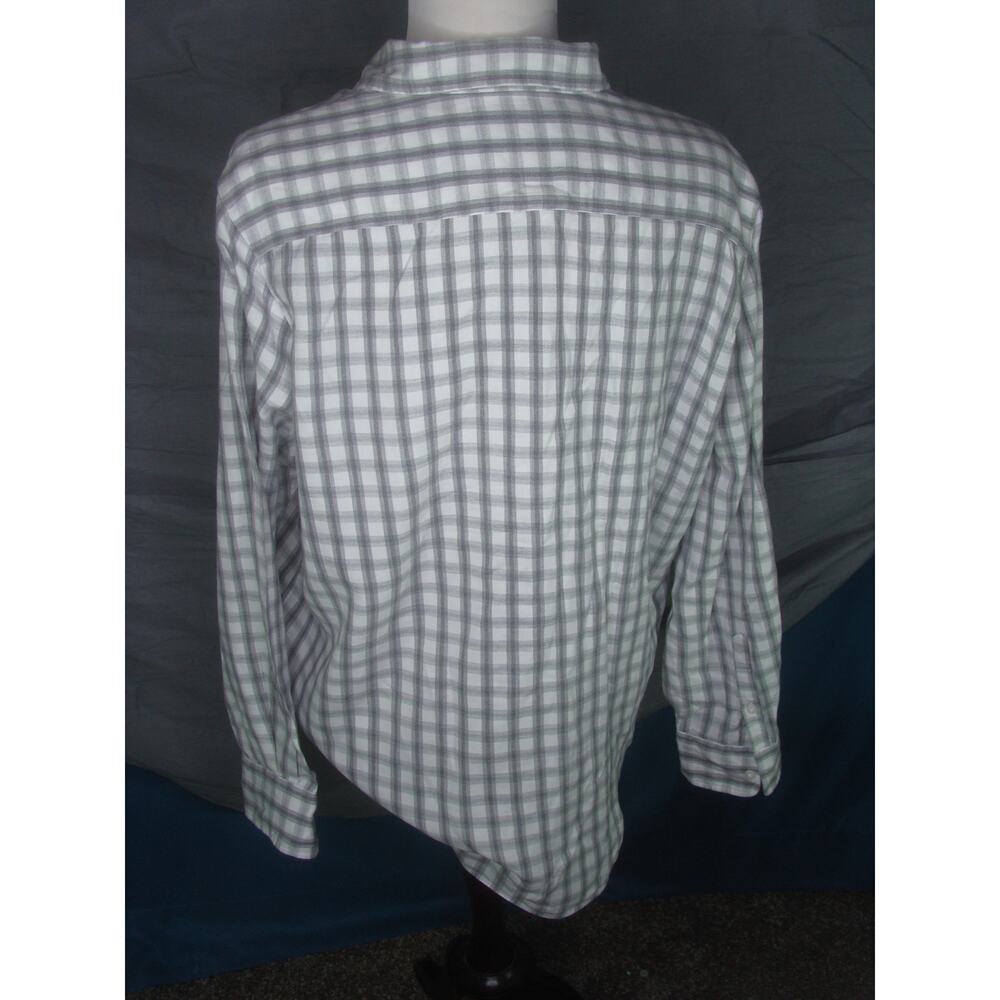 Frank & Eileen - Eileen Relaxed Button-up Shirt in Gray plaid M - Picture 2 of 7